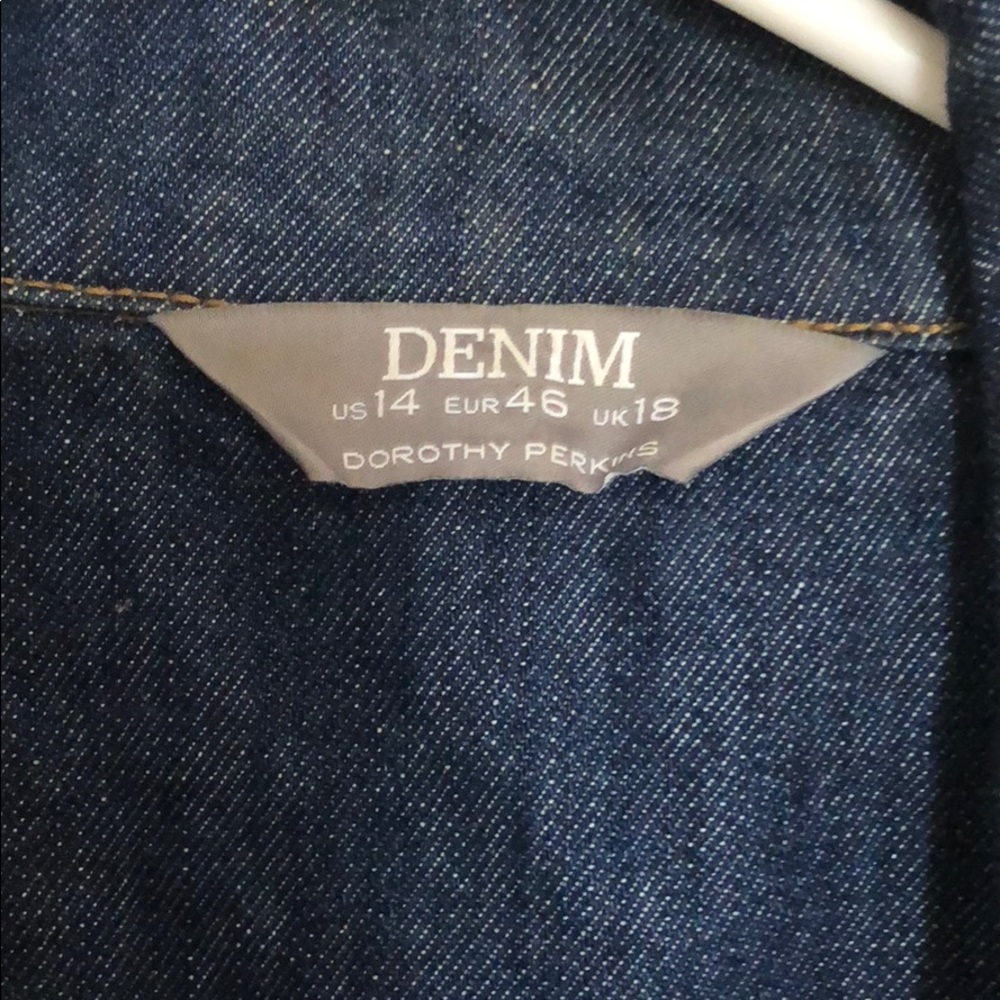 Jacket - Picture 2 of 3